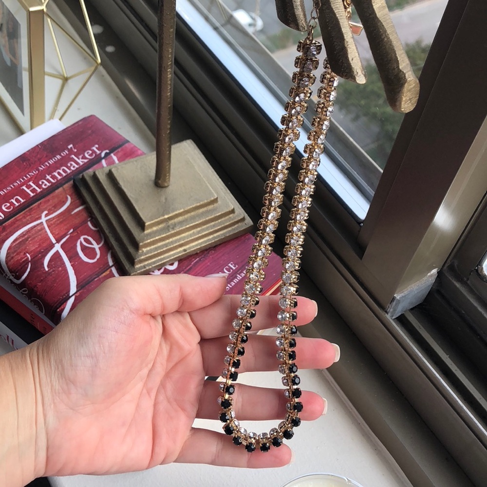 Black & Diamond banana republic necklace